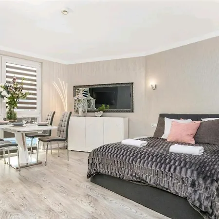 Flamingo ​apartments Lägenhet Kołobrzeg